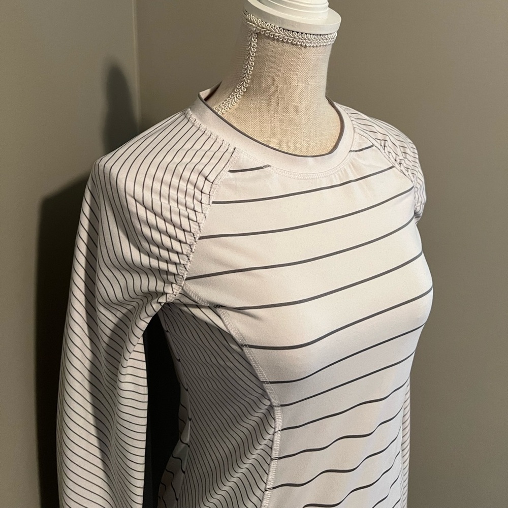Athletic Top - Picture 3 of 5